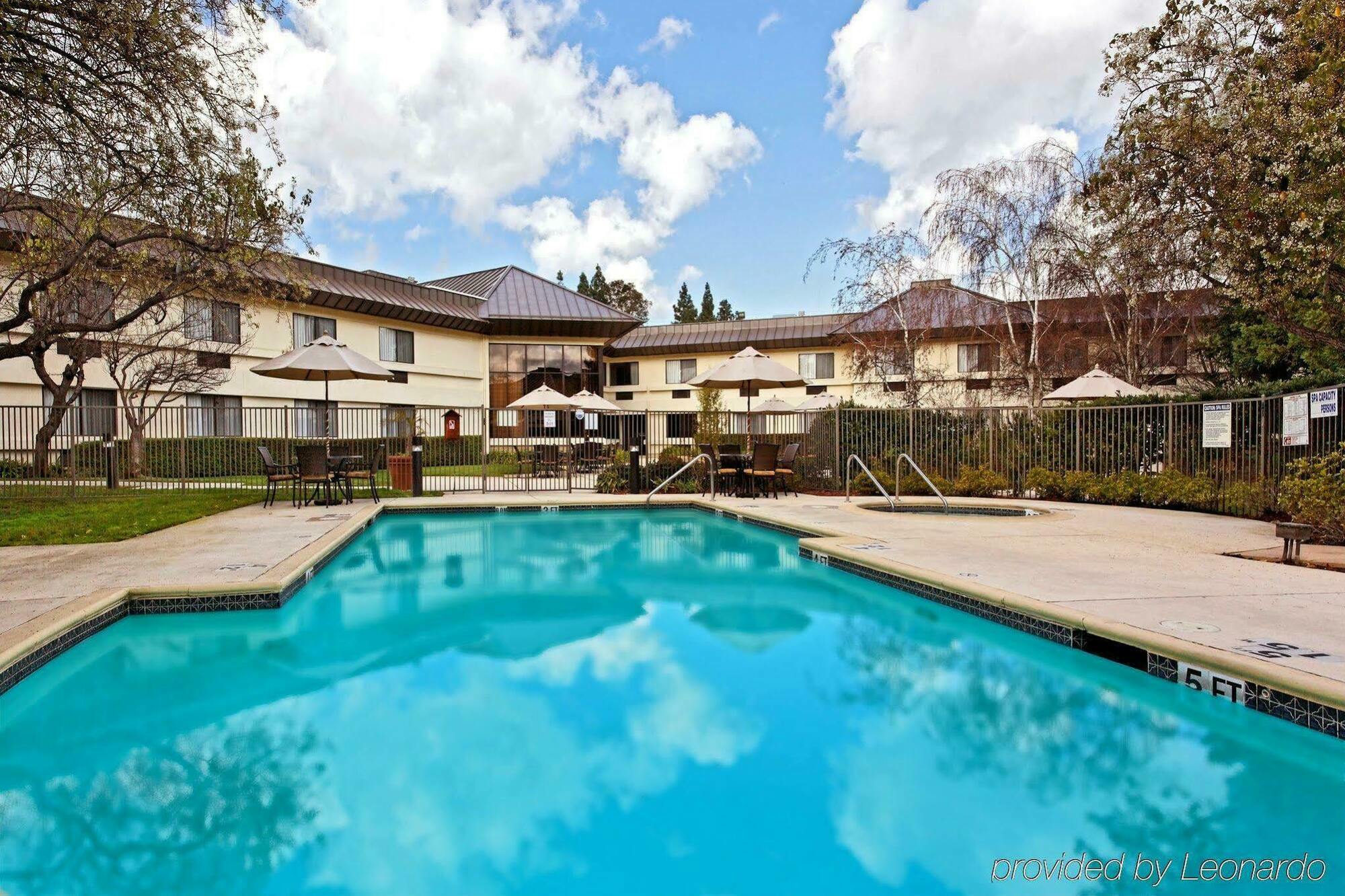 Holiday Inn Express Walnut Creek By Ihg Ngoại thất bức ảnh